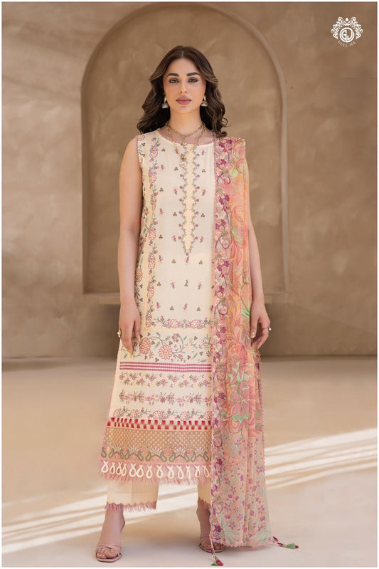 GULL SITARA NOOR